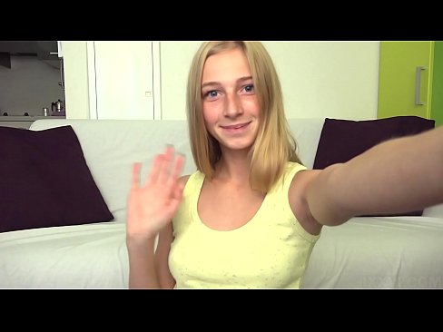 ❤️ Keď sa nudím, lenivo si masturbujem svoju ružovú kundičku Porno fb na nás sk.sex78.ru ﹏